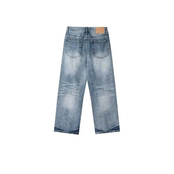 Fashionable Loose Fit Men's Jeans - Comfortable and Versatile