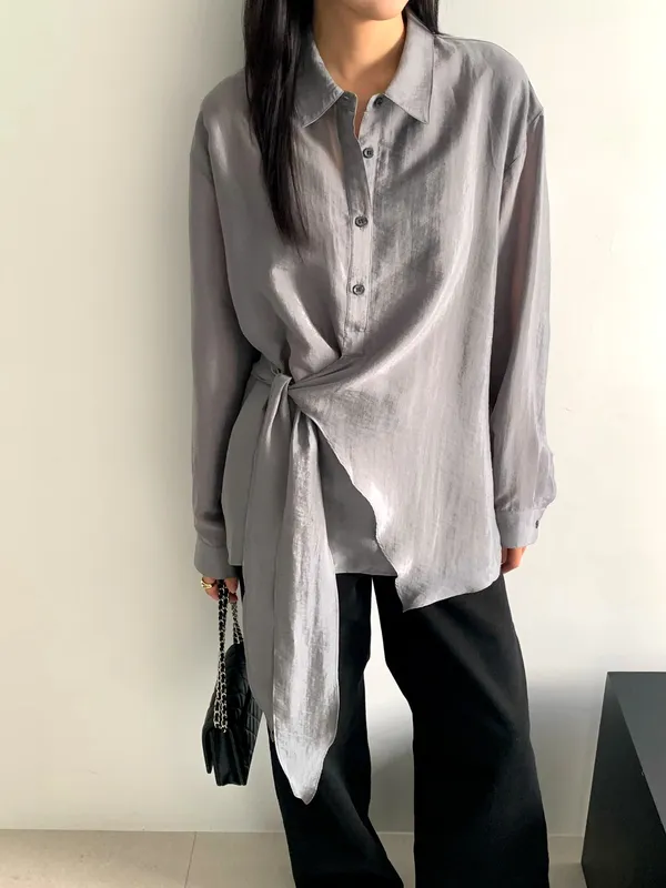เสื้อเชิ้ตดีไซน์ทันสมัย เรียบง่าย แต่สง่างาม