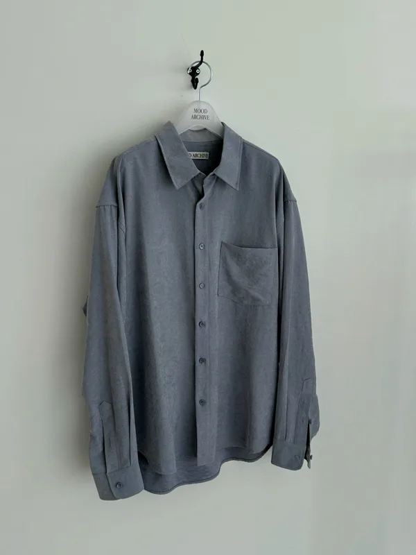 เสื้อเชิ้ตแขนยาวสำหรับผู้ชายสไตล์มินิมอล สบายและระบายอากาศได้ดี