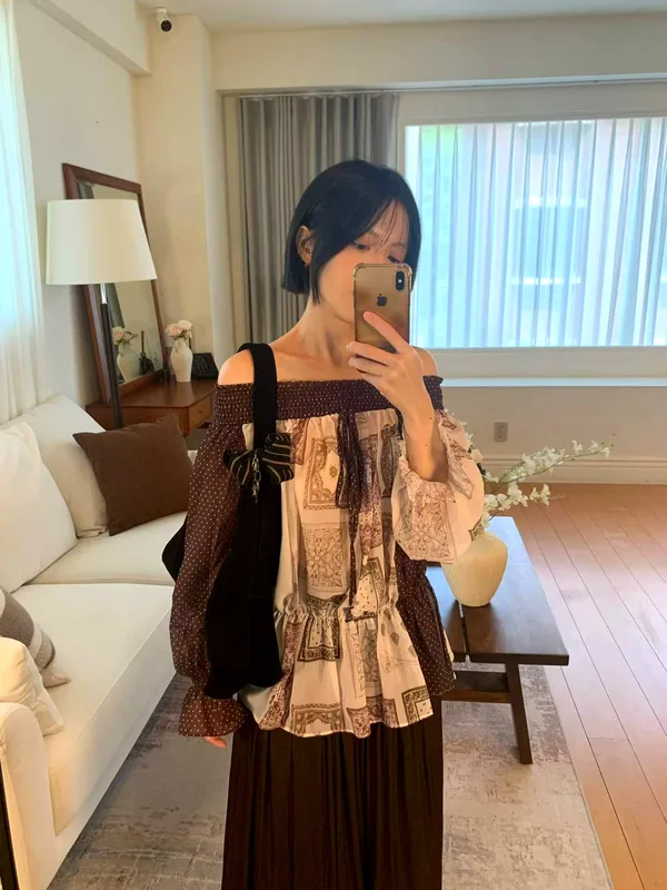 Elegant Floral Women's Top, Lightweight and Comfortable for Summer Styling
