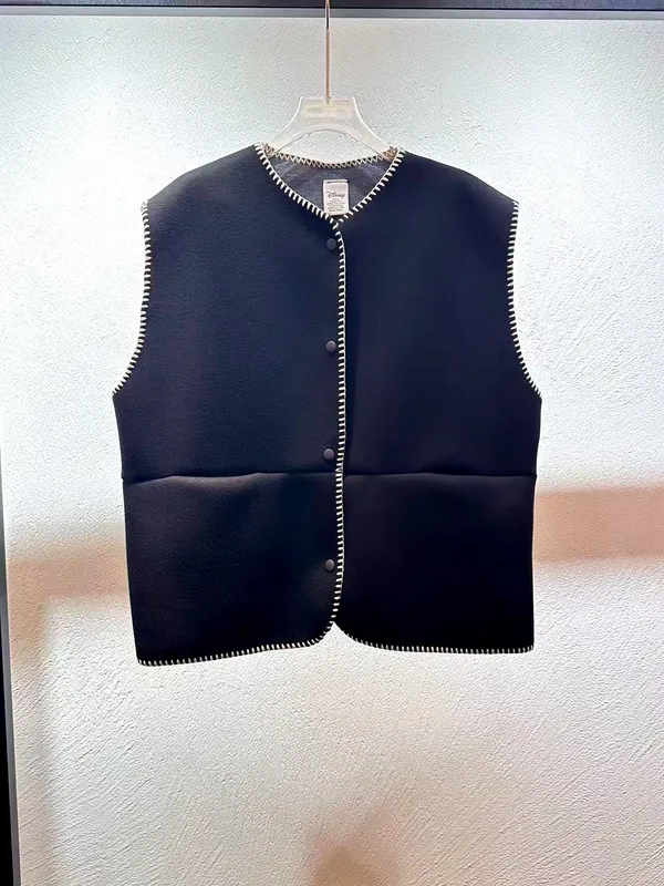Stylish and Minimalist Women's Vest Jacket - Versatile Casual Wear