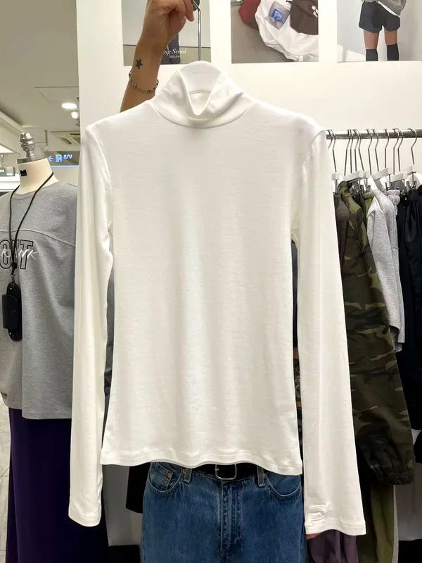 Stylish and Versatile Long Sleeve T-Shirt for Women, Comfortable and Soft, Perfect for Various Occasions