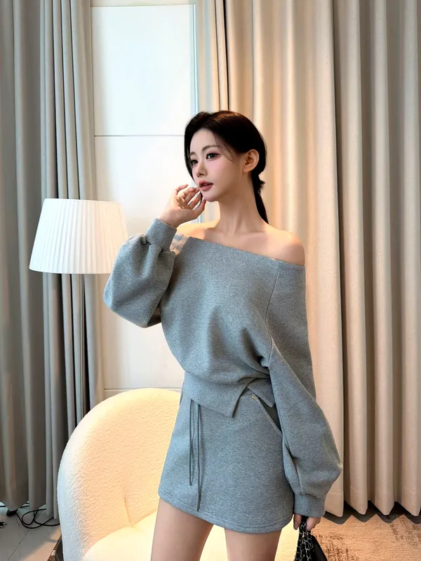 Stylish Gray Women's Outfit Set - Comfortable Casual Style