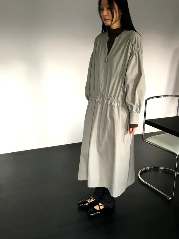 Minimalist Style Women's Dress - Comfortable and Elegant