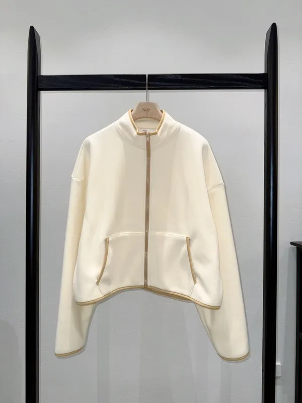 Minimalist Zipper Jacket, Comfortable and Warm