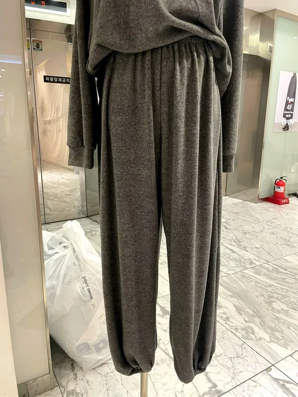 Fleece-Lined Women's Pants - Comfortable, Warm, and Stylish