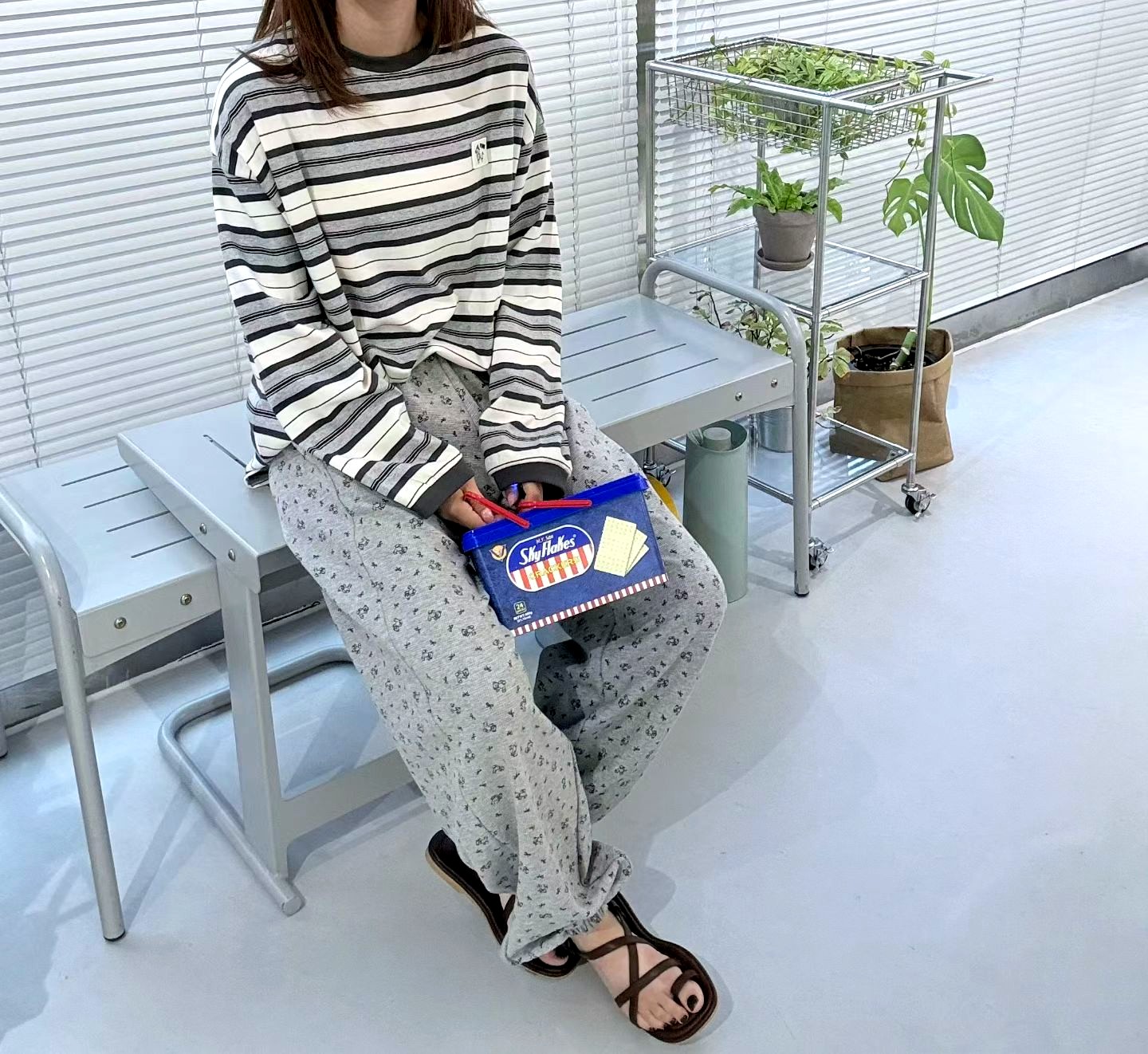 캐주얼 스트라이프 긴팔 티셔츠 - 편안하고 다재다능