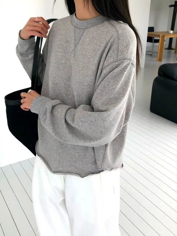 Comfortable Casual Gray Women's Top, Perfect for Everyday Outfits