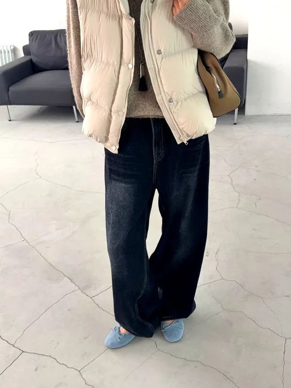 Fashionable Loose Denim Jeans - Comfortable and Versatile for Everyday Wear