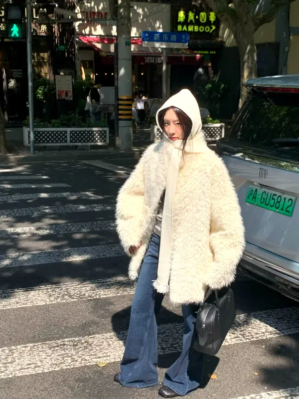 Fashionable Down Jacket, Warm and Comfortable, Perfect for Autumn and Winter
