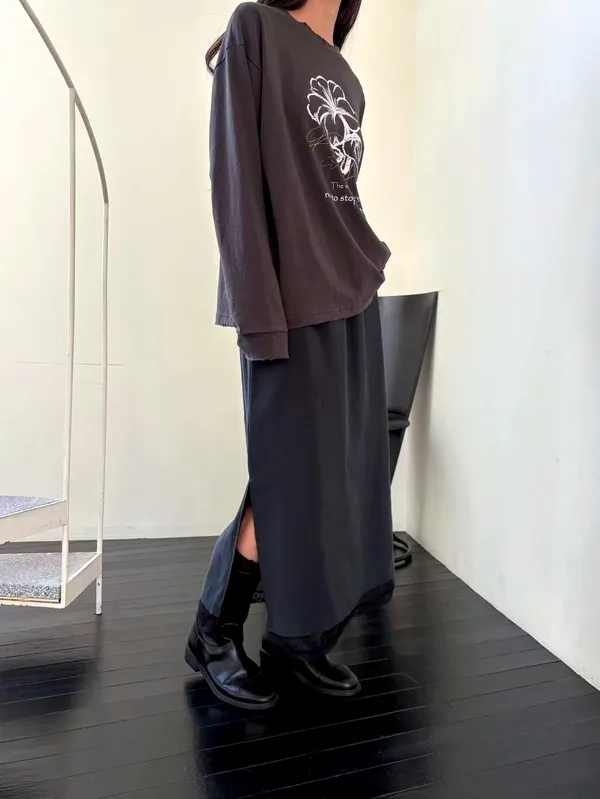 Stylish Casual Women's Long Skirt - Minimalist Design for Comfort and Versatility
