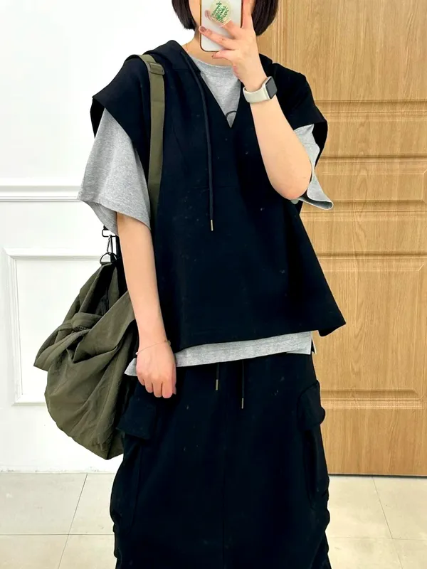 Stylish Casual Women's Top with Comfortable Loose Fit