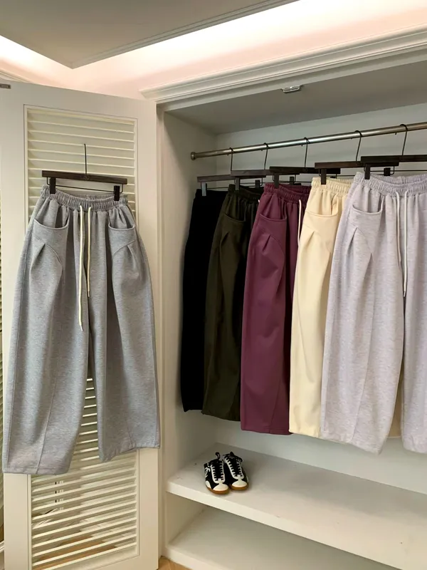 Stylish Casual Gray Sweatpants - Comfortable and Versatile