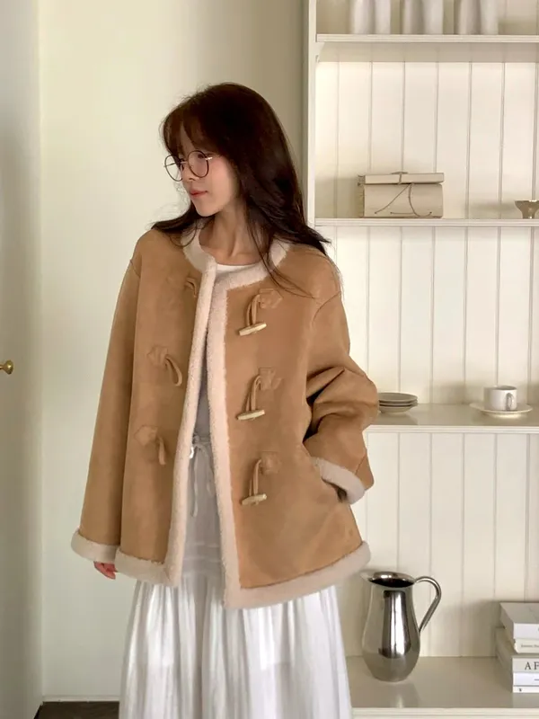 Stylish Women's Cotton Jacket - Warm, Comfortable, and Versatile