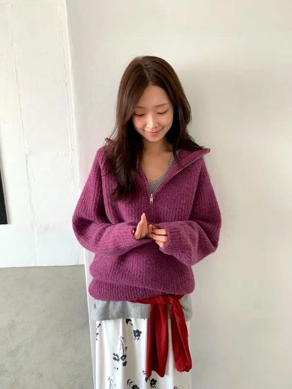 Warm and Cozy Women's Sweater, Fashionable Casual Style