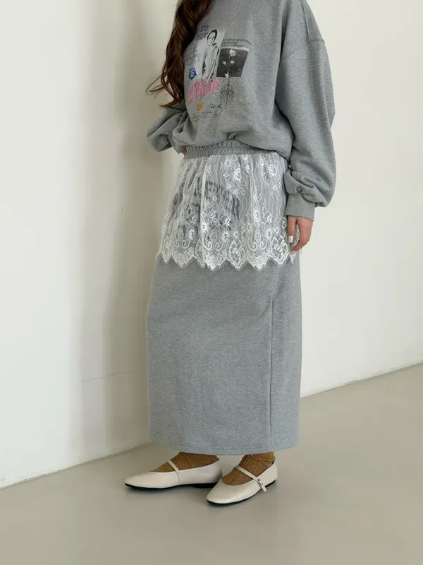 Elegant Lace-Trimmed Maxi Dress to Showcase Your Unique Charm