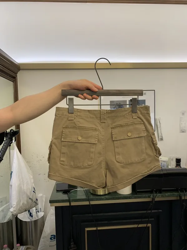 Fashionable Casual Shorts - Comfortable and Versatile for Summer Wear