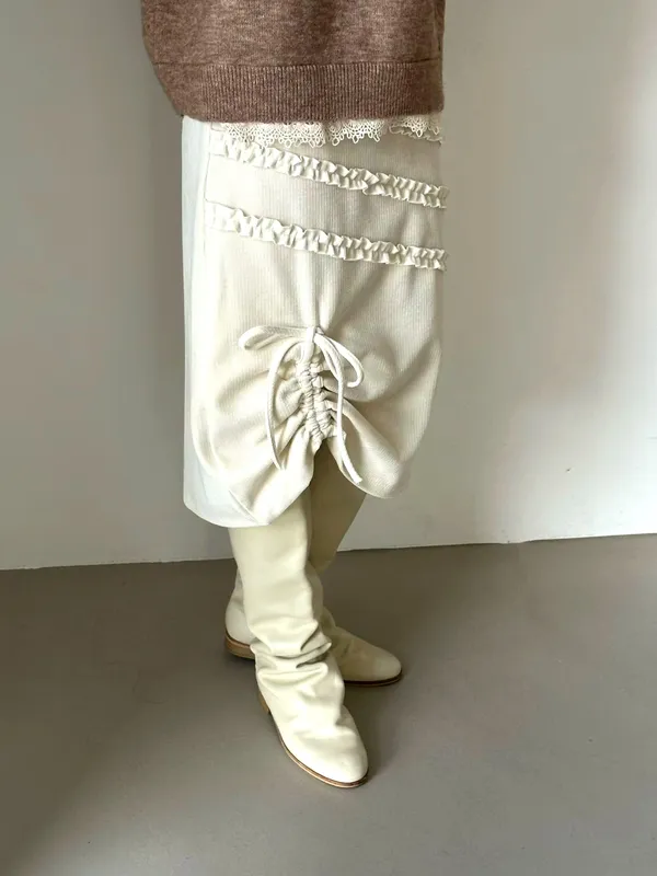 Elegant Lace-Trimmed Women's Dress - Fashionable and Versatile