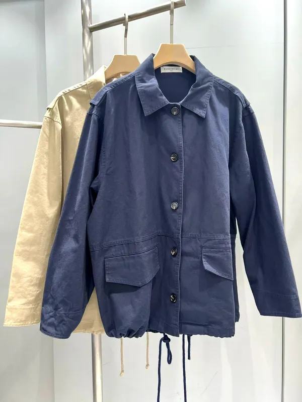 Stylish Women's Coat - Elegant and Versatile