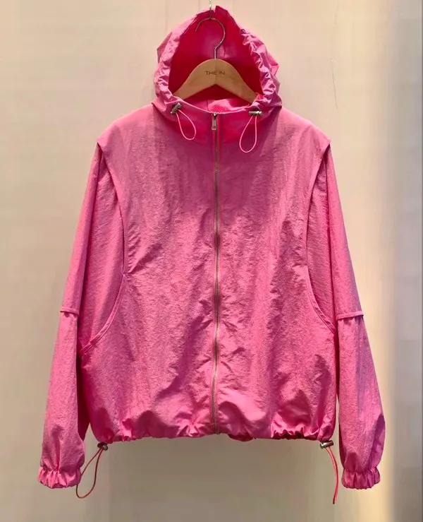 Stylish and Eye-Catching Pink Women's Top, Lightweight and Breathable