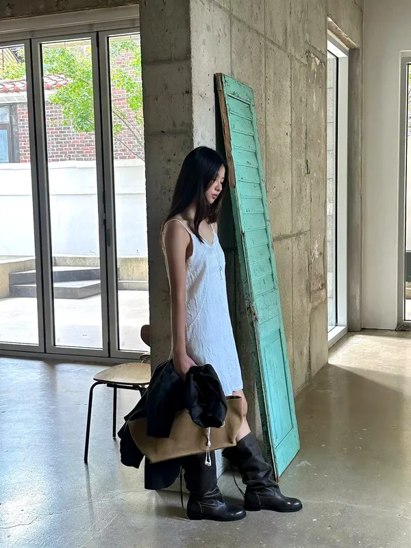 Fresh and Simple Women's Dress, Perfect for Spring and Summer Outings