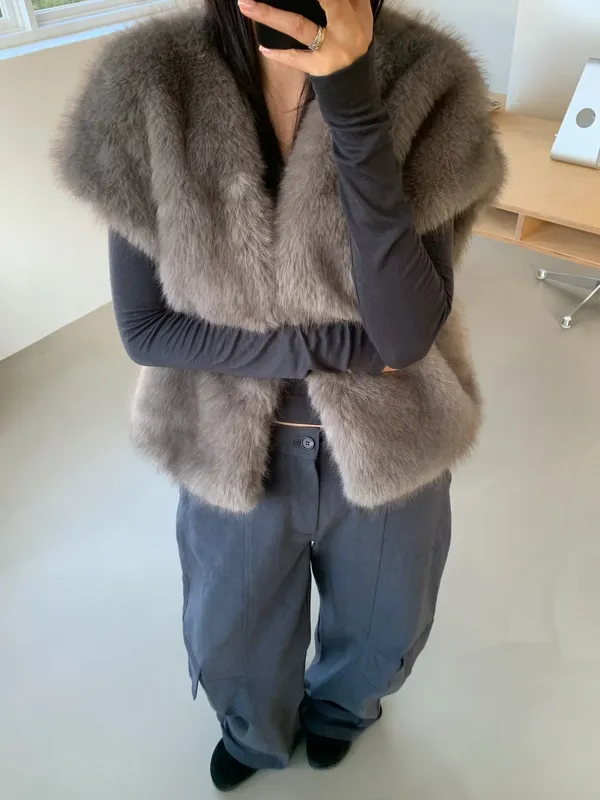 Stylish Women's Vest Coat with Elegant Plush Design