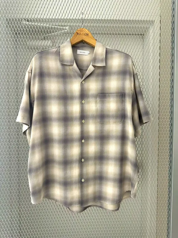 Stylish Men's Plaid Short Sleeve Shirt - Comfortable and Breathable for Summer Wear