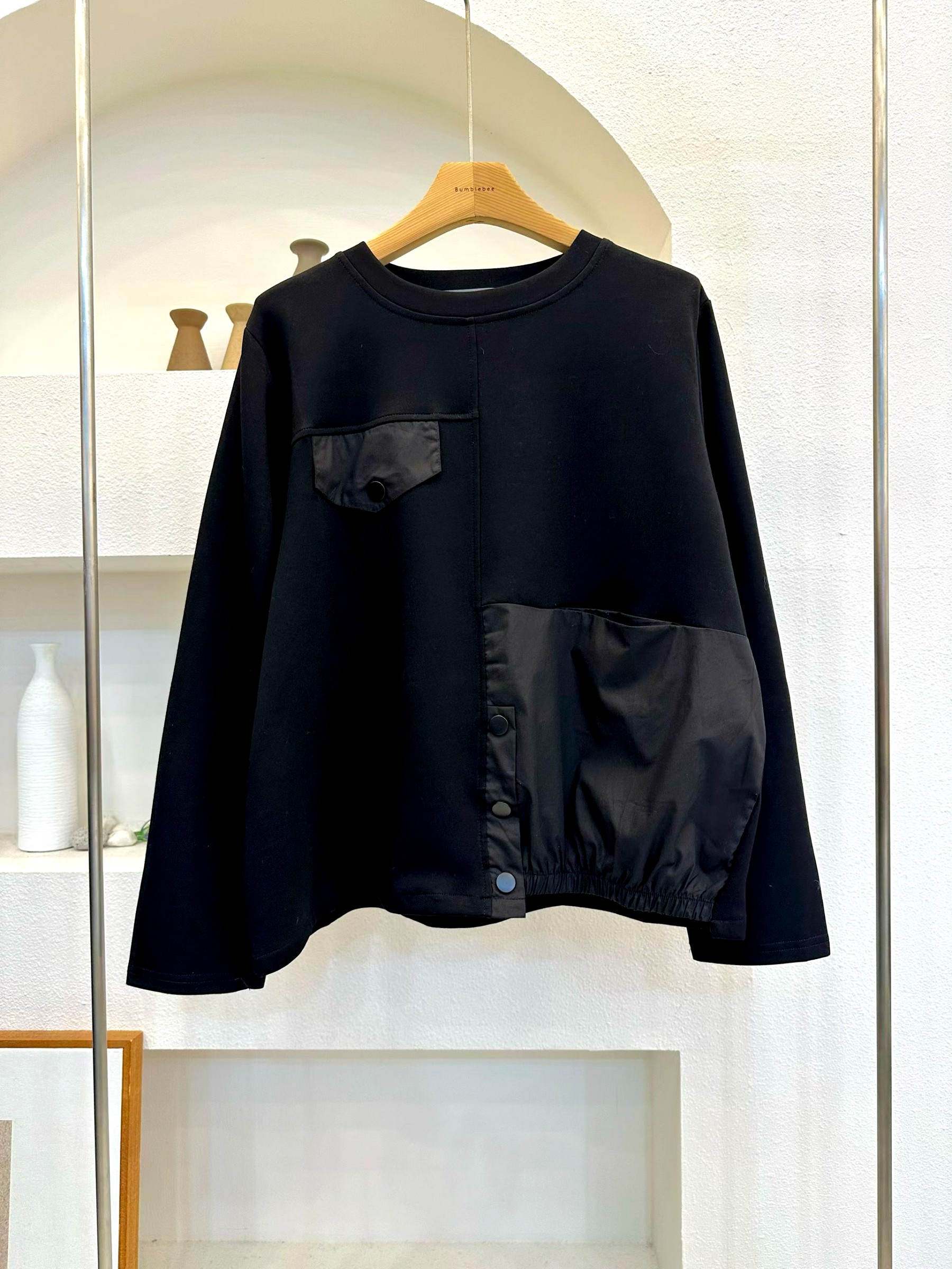 ์คํ์ผ๋ฆฌ์ํ ์บ์ฃผ์ผ ์ฌ์ฑ ํ, ํธ์ํ๊ณ ๋ค์ฌ๋ค๋ฅํ ๋ด๊ฐ์ ํจ์
