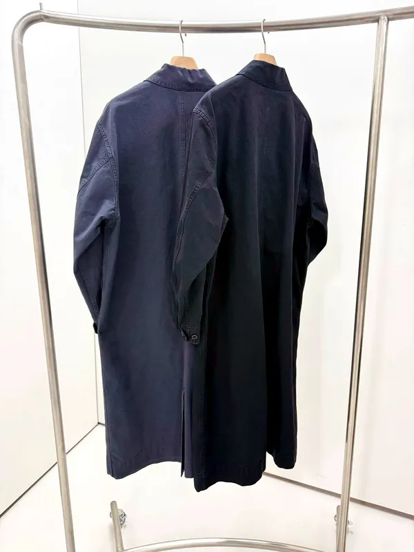 Fashionable Minimalist Women's Jacket, Perfect for Spring and Autumn