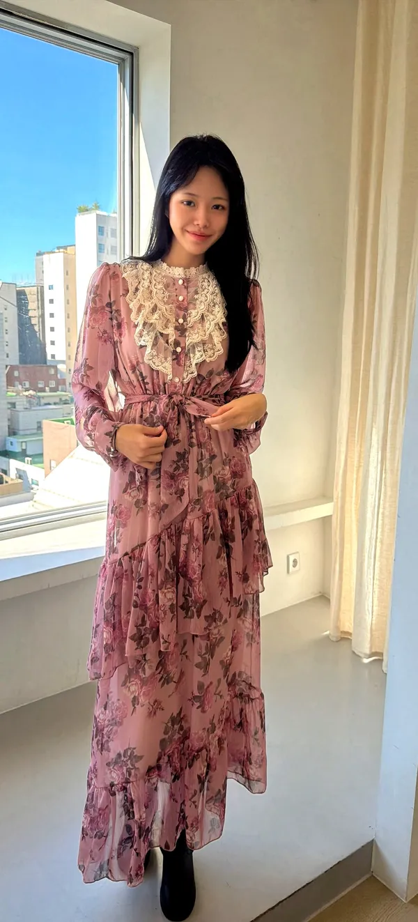 Elegant Floral Dress to Showcase Feminine Charm