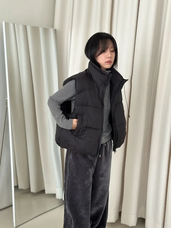 Stylish Lightweight Down Vest - Warm and Versatile