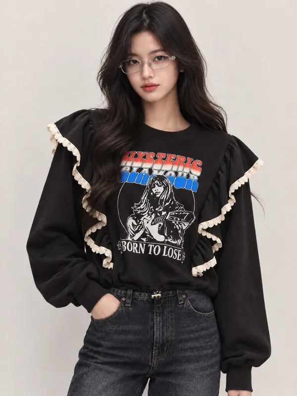 Vintage Lace Trim Pattern Long Sleeve T-Shirt