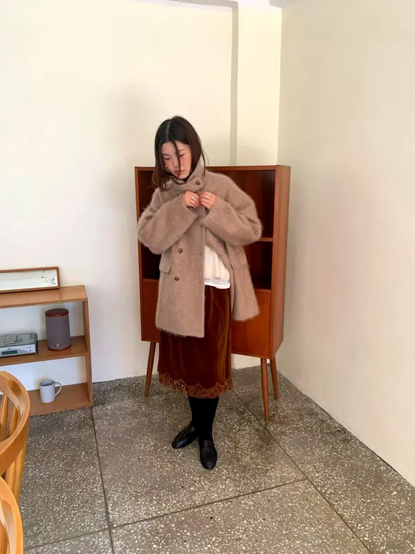 Warm and Soft Women's Coat - Fashionable and Versatile