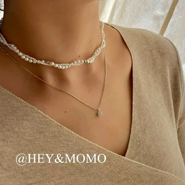 Elegant Pearl Necklace - A Fashionable Accessory for Women Necklace