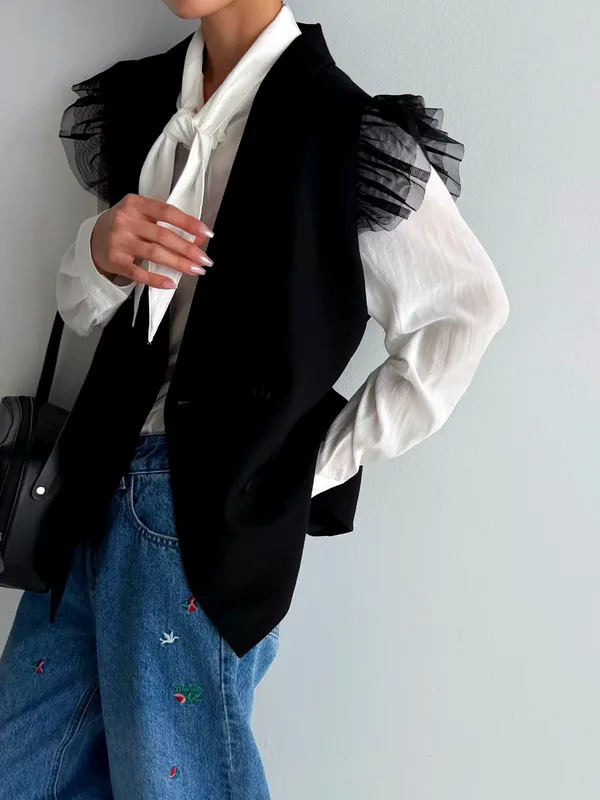 Stylish Women's Vest Jacket, Elegant and Versatile for Any Occasion
