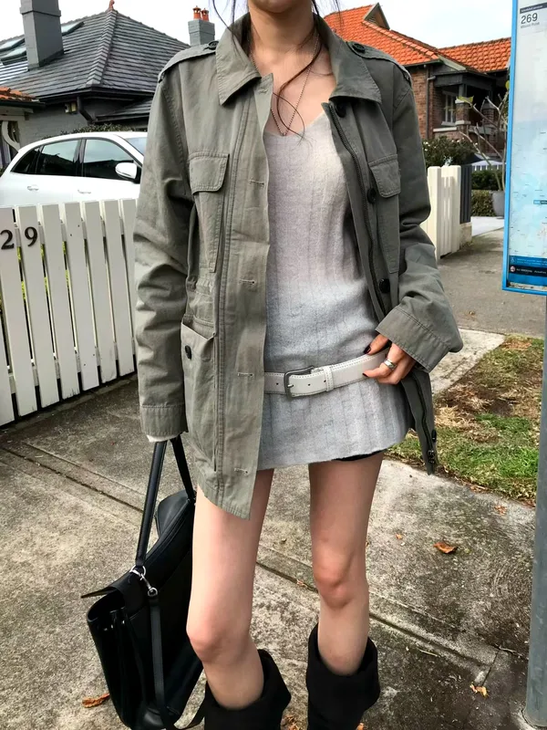 Stylish Casual Women's Jacket - Lightweight and Comfortable for Perfect Pairing