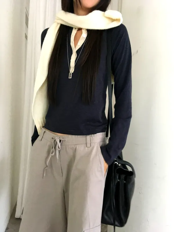 Stylish and Comfortable Women's Top - Perfect for Any Occasion