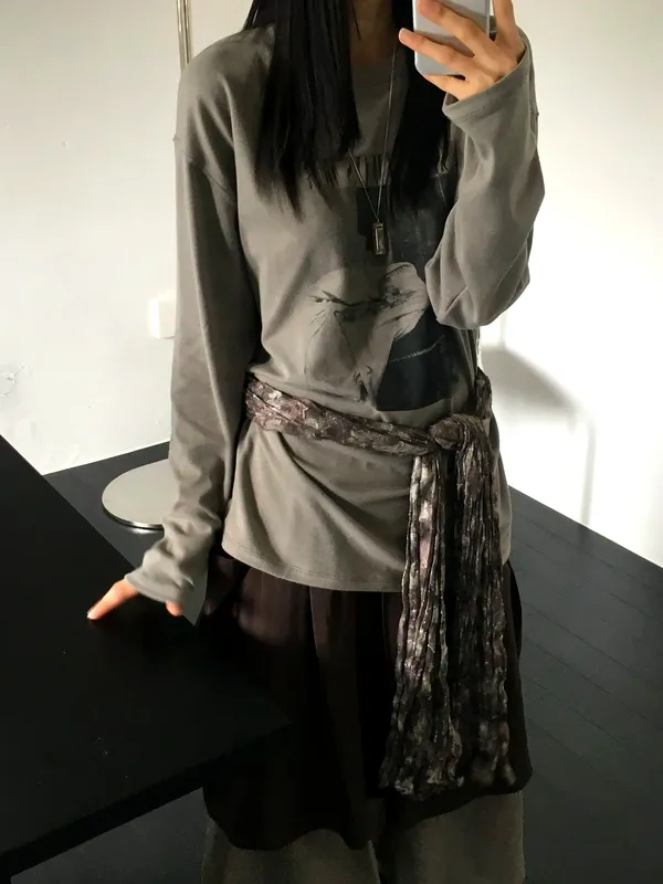 Fashionable Printed Long Sleeve Top, Comfortable and Versatile