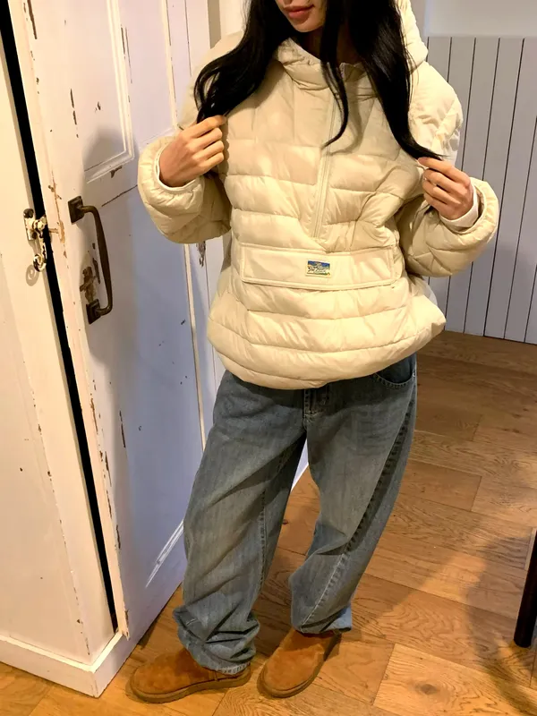 Stylish Minimalist Down Jacket for Women - Warm and Comfortable Outerwear