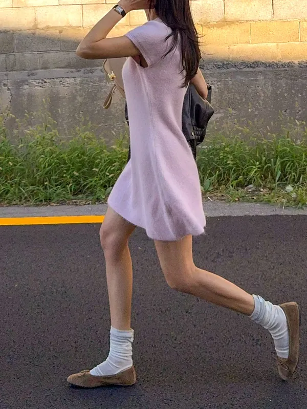 Sweet Pink Knitted Dress to Showcase Your Elegant Charm