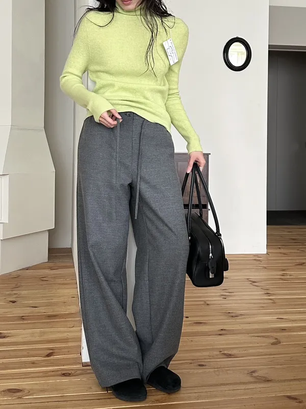 Fashionable Bright Color Turtleneck Sweater, Comfortable and Versatile