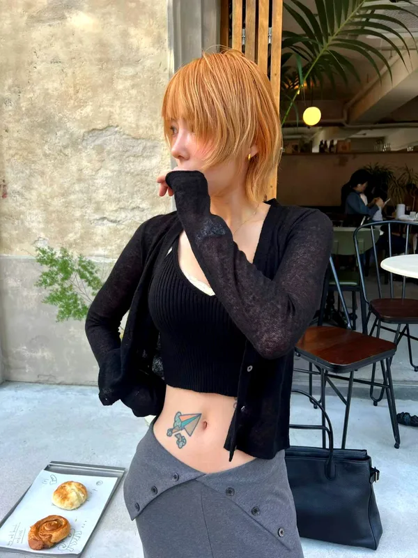 Stylish Versatile Women's Top with Breathable Knit Design