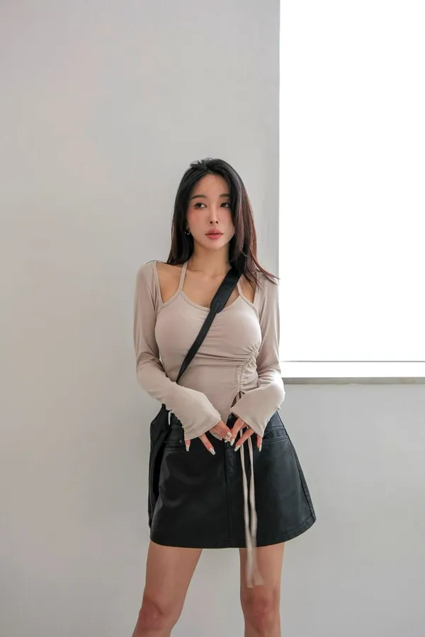 Stylish Slim-Fit Women's T-Shirt, Comfortable and Breathable, Perfect Match