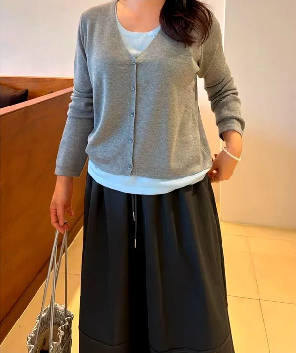 簡約風格女裝開衫上衣，舒適百搭