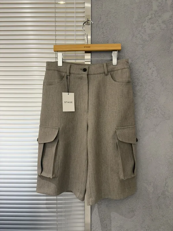 Fashionable Casual Loose Fit Cargo Shorts