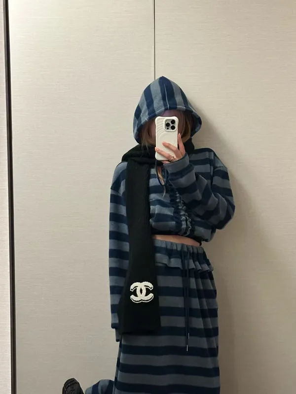 Fashionable Striped Hoodie, Comfortable Casual Style