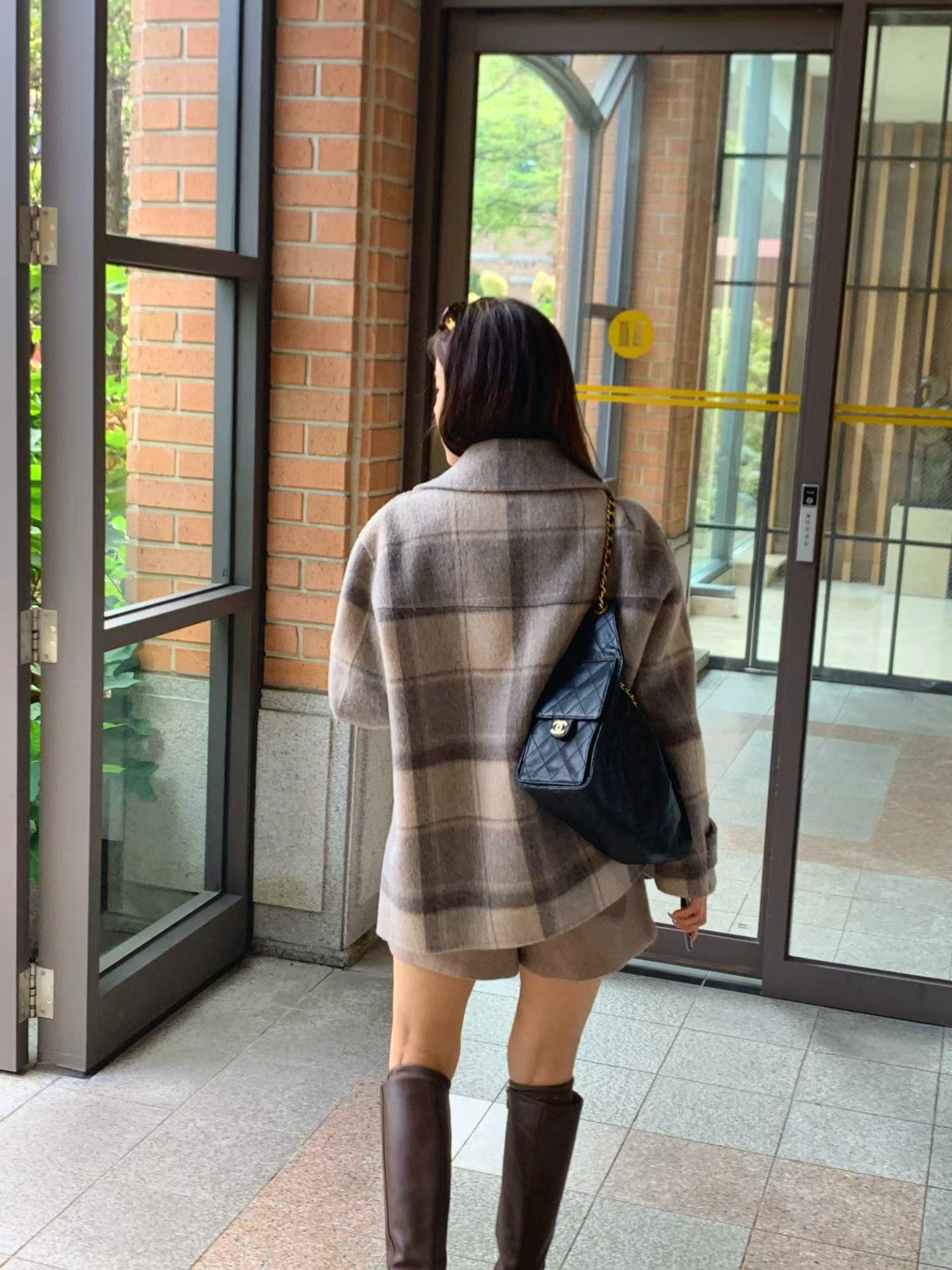 스타일리시한 체크 무늬 여성 자켓 - 편안하고 다재다능한