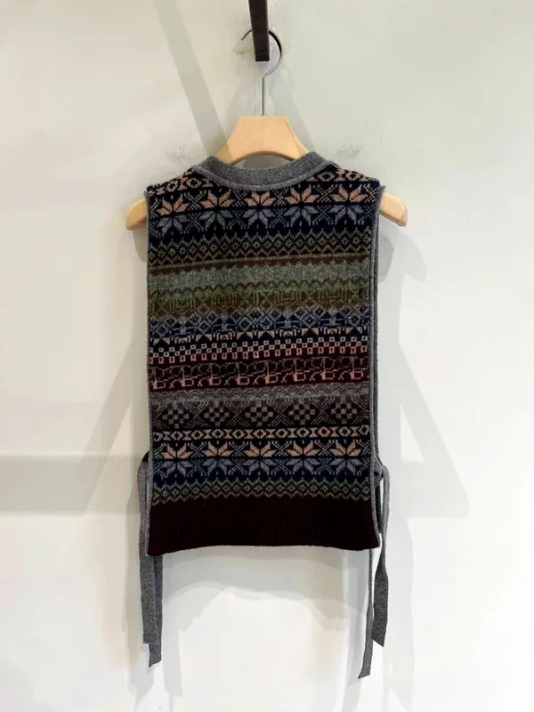 เสื้อกั๊กถักแฟชั่น - อุ่นสบายและใช้งานได้หลากหลาย