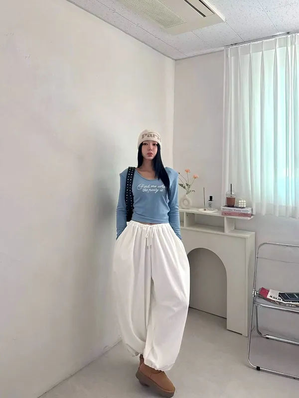Fashionable Casual Women's T-Shirt, Comfortable and Versatile for Spring and Autumn Wear