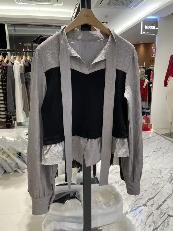 Stylish Color-Block Design Women's Shirt - Elegant and Unique